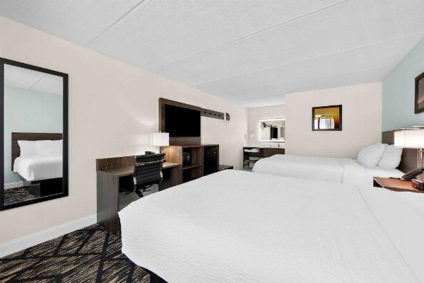 Days Inn & Suites by Wyndham Pigeon Forge image 27